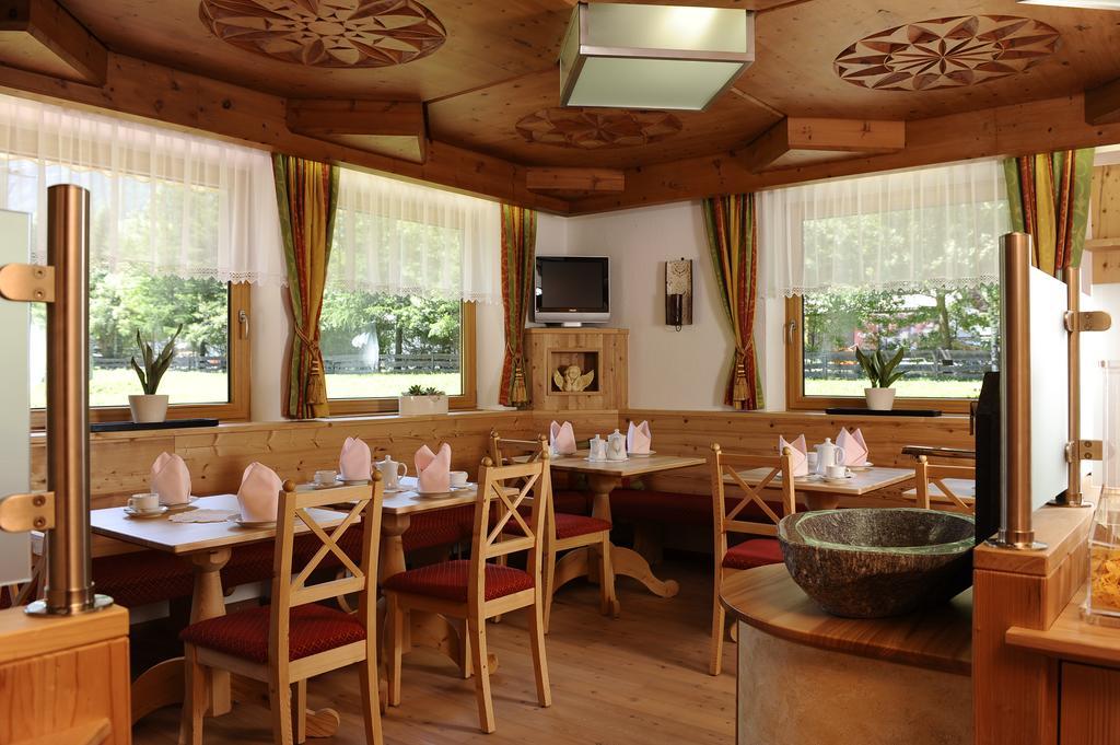 Vizensn Living Ξενοδοχείο Ζόλντεν Εξωτερικό φωτογραφία