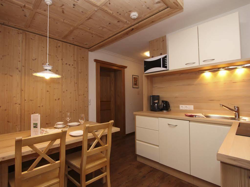 Vizensn Living Ξενοδοχείο Ζόλντεν Εξωτερικό φωτογραφία